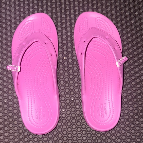 CROCS Vibrant Pink Sandals - Picture 1 of 3